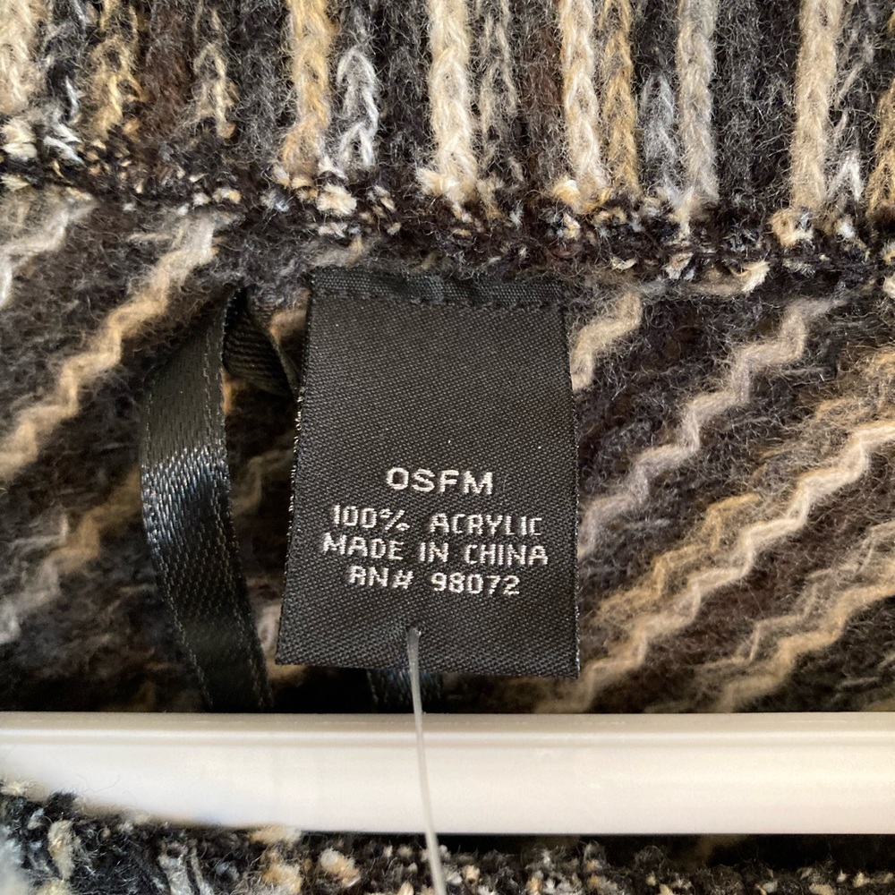 NWT Cejon Poncho - Picture 6 of 8